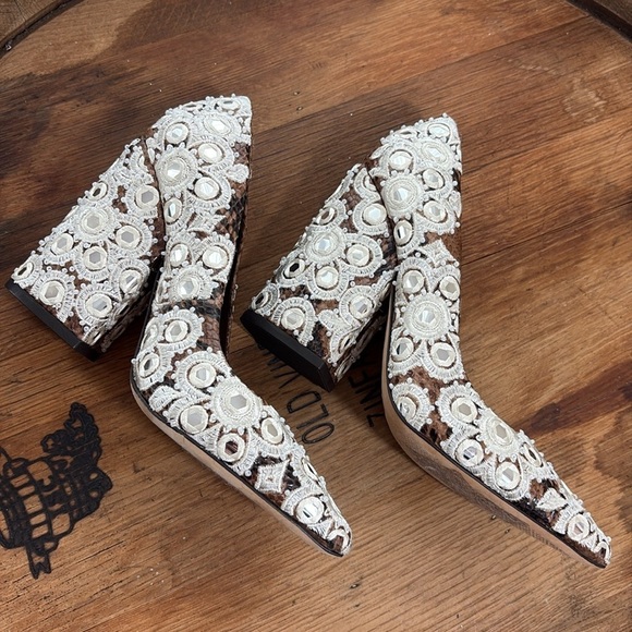 Tory Burch | *2 DIFFERENT SIZED SHOES* Francesca Roccia Rhinestone Heels 6.5 & 7 - Picture 17 of 17